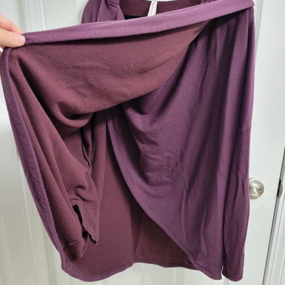 Athleta Wrap Sweatshirt - Picture 5 of 8